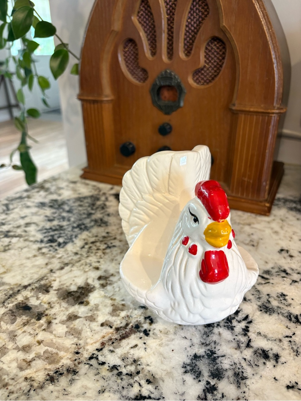 vintage ceramic chicken - kitchen decor - napkin holder & salt/pepper holder